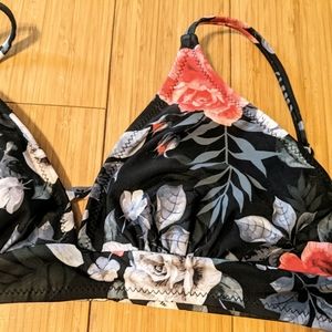 CUPSHE Black Floral Bikini Top